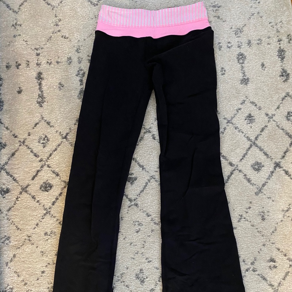 Lululemon reversible groove pants